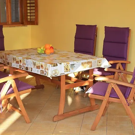 Apartman Bubi Appartamento Bibinje