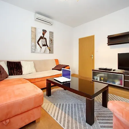 Apartman Bubi * 比比涅